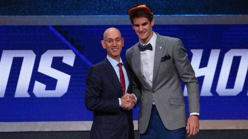 NBA／在太陽不得志　公鹿簽前大物