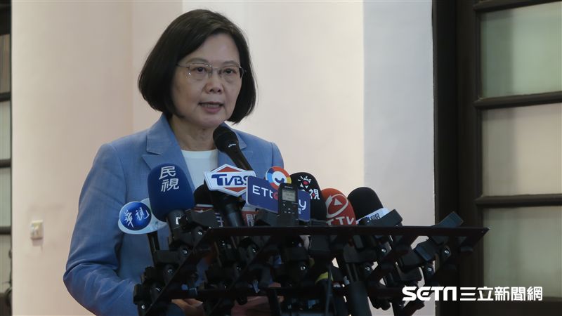 特勤涉私菸案　蔡英文首度向國人道歉