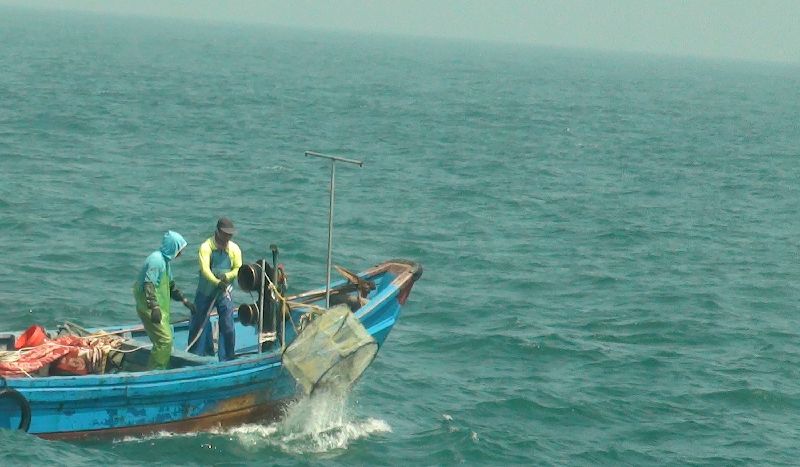 南韓決定今天遣返　北韓越界3名船員