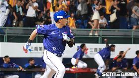 ▲明星賽彭政閔敲出全壘打。（圖／記者林士傑攝影）