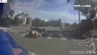 騎士等紅燈遭撞　連人帶車噴飛3公尺