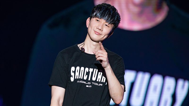 買不到票…林俊傑狂粉升空2小時聽歌