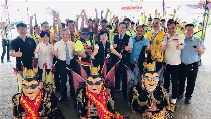 扛三太子環島　9人完成九天盃挑戰！