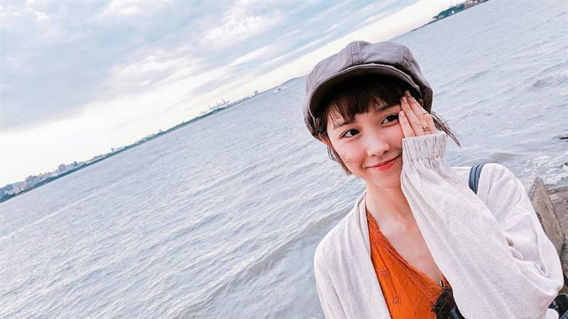 解開30年之謎！邵雨薇爆先天性畸形