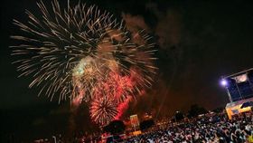 台北市,情人節,交通管制,放煙火,秩序