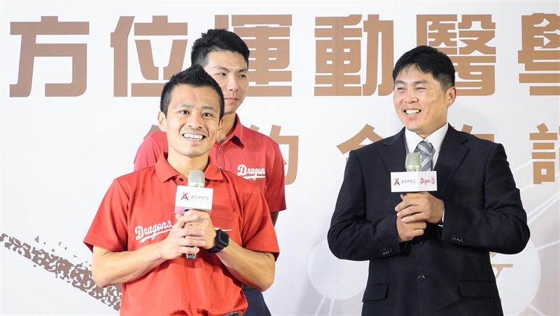 中職／味全防護團隊　Akira亮相