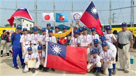 ▲新竹縣關西國小代表中華隊摘下IBA世界軟式少棒賽冠軍。（圖／學生棒球聯盟提供）