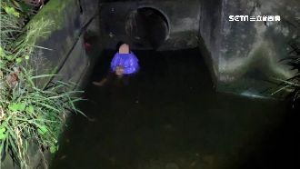深夜摸黑嬤慘摔3米溝！泡水2小時