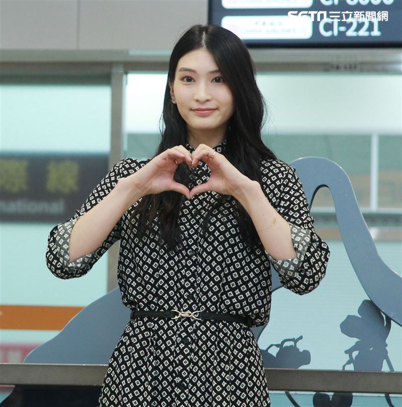 AV女優本庄鈴。。（記者邱榮吉/攝影）