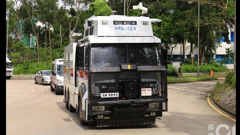 反送中浪潮不止！港警水炮車8月上陣