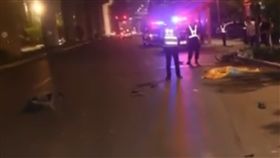 卡丁車,賓士,機車,車禍,偷開,撞飛,開車,未成年,刑事,民事,賠償, 圖／翻攝自微博