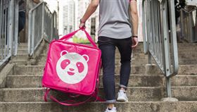 外送員（示意圖／翻攝自 savingkaki ）