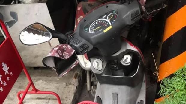 機車坐墊燙屁股！阿嬤隔熱神器網笑瘋