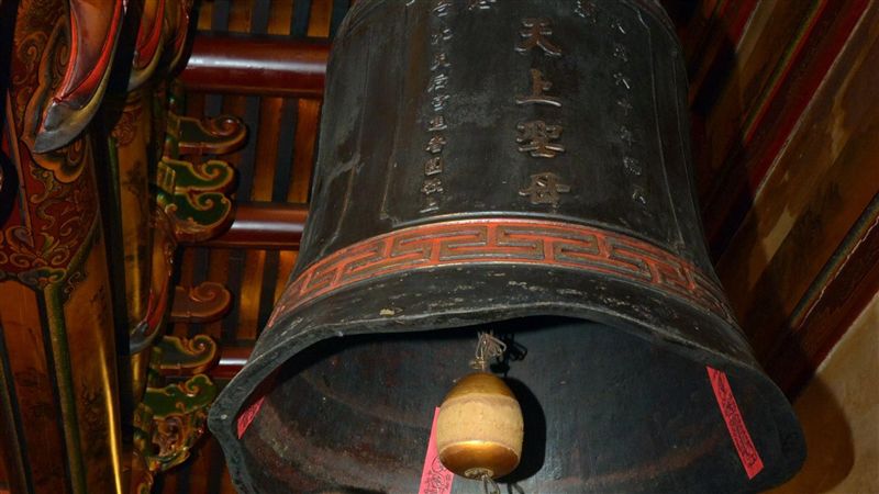 7月鬼門開！新港奉天宮依傳統封鐘鼓