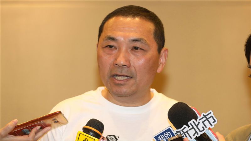 侯友宜決戰五股垃圾山　盼移山變綠地