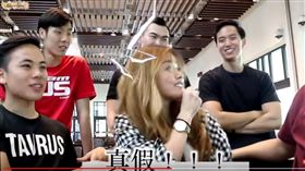 YouTuber Blaire與新加坡同學