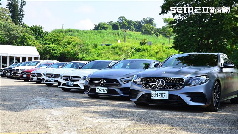 賓士震撼教育　AMG 53武力展示