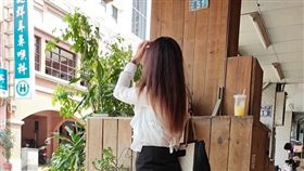 翹臀,視角,窄裙,趕時間(翻攝自爆廢公社二館)