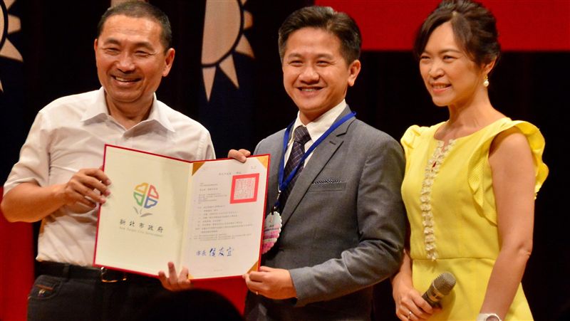 侯友宜期勉校長　教育學生作自己