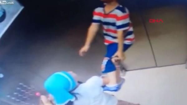小兄妹搭電梯　男童遭紅繩繞頸險斷頭