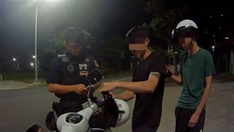 屁孩騎車夜遊惹民怨　警連開15罰單