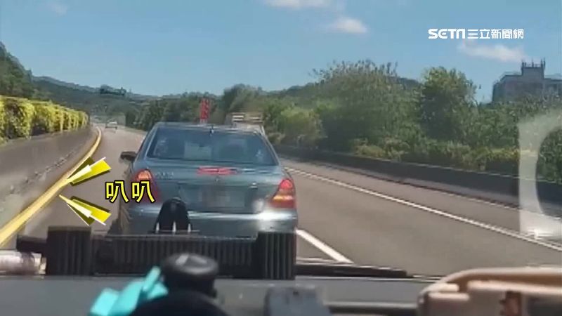 硬擋救護車？轎車擋1分鐘恐遭罰