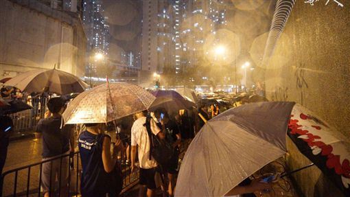 港公務員發起集會！官員：勿反政府！