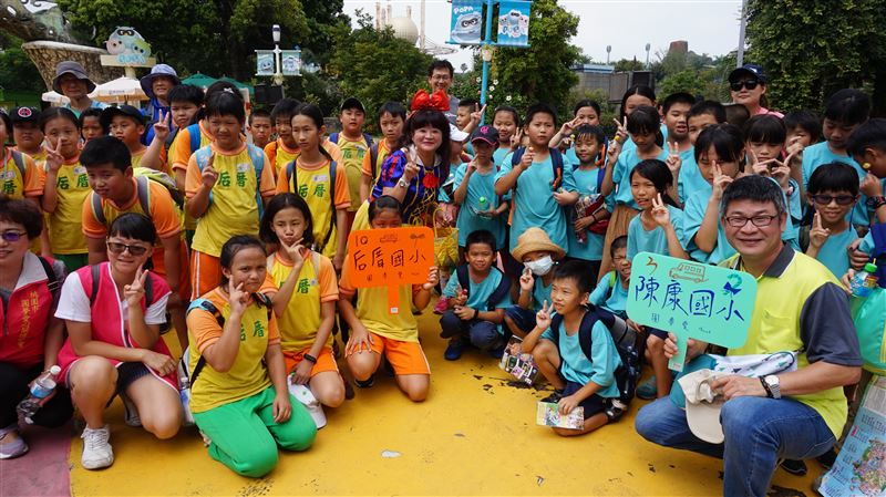 偏鄉童交暑假作業　遊麗寶樂園助圓夢