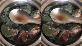 冰箱翻出超噁陳年芋頭湯！他傻眼（圖／爆廢公社）