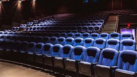 午夜場、電影院、影廳（圖／翻攝自Pixabay）