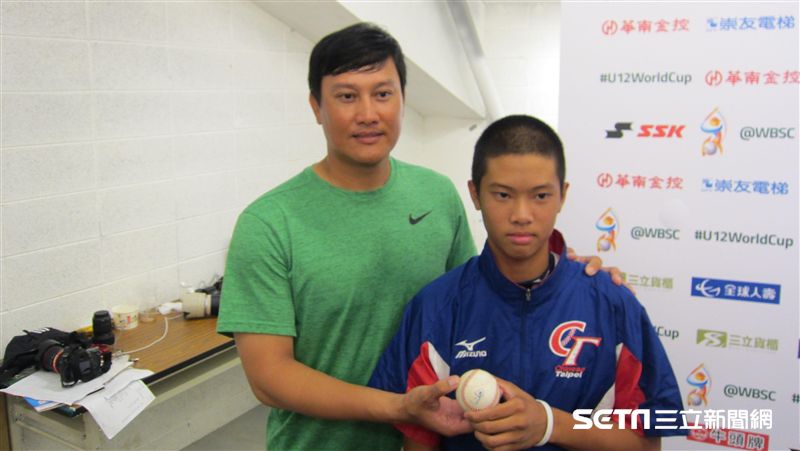 U12／看兒子打球　郭勇志直球對決