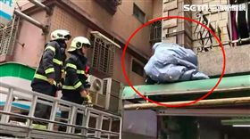 桃園,遮雨棚,監視器,幻覺,壓力大,棉被