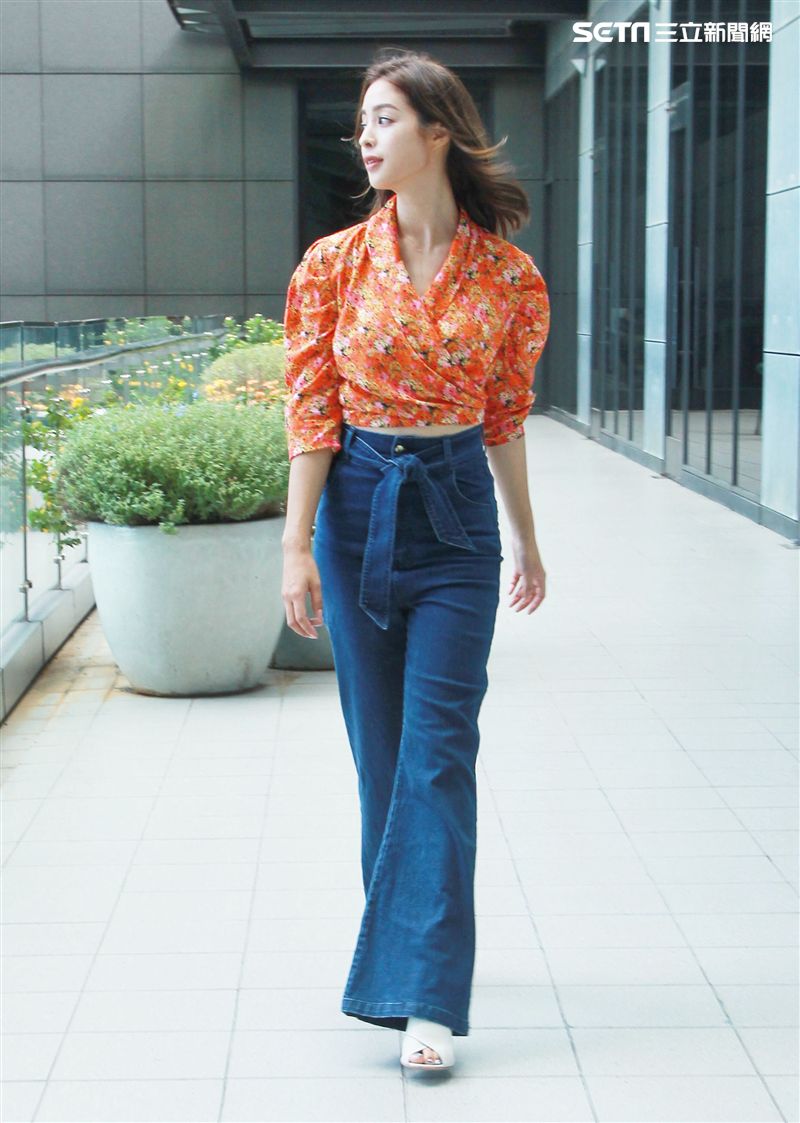 莫允雯專訪。（記者邱榮吉/攝影）