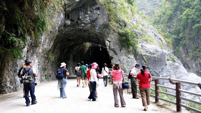 陸客不來旅館賣壓陡升？真這樣快賣吧