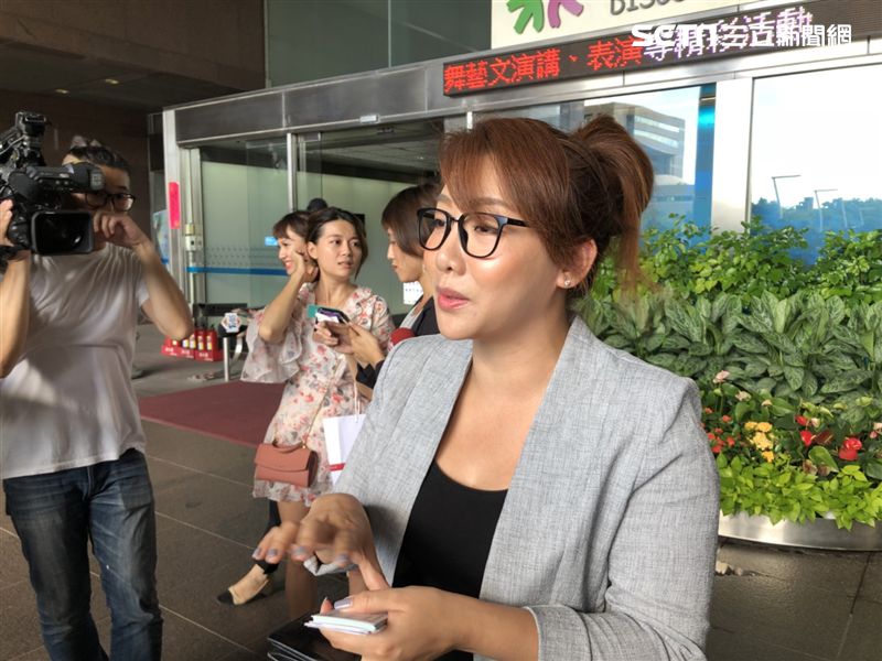 林珍羽遭冒名寄不明液體包裹　新北女起訴