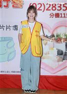 許維恩出席創世基金會卸下女神光環挑戰30秒包尿布，呼籲大眾為植物人捐尿布。（記者邱榮吉/攝影）