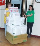 許維恩出席創世基金會卸下女神光環挑戰30秒包尿布，呼籲大眾為植物人捐尿布。（記者邱榮吉/攝影）