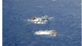 宜蘭縣,頭城,漁船,翻覆,基隆艦,殘骸