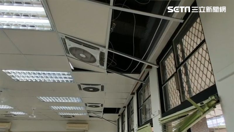 蘭陽女中輕鋼架掉落！學生上學傻了
