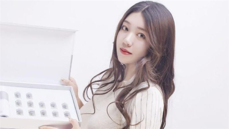 夭壽骨！25歲網紅真面目看完會失眠