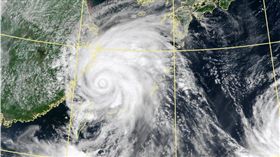 颱風利奇馬強襲沖繩_中央氣象局