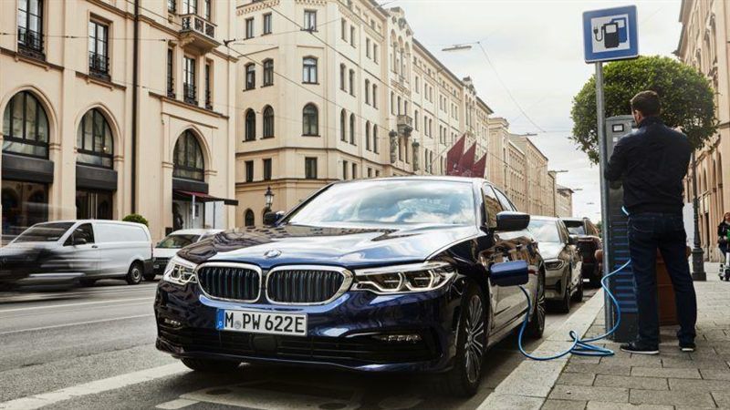 使用新技術　BMW 530e更節能
