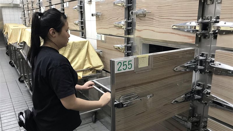 全台禮儀師近千人　女性逐年增加