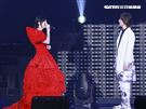 周慧敏「一萬天荒愛未老」出道30周年演唱會，與安可嘉賓林隆璇一同演唱 。（圖／記者林士傑攝影）