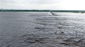 高屏溪攔河堰濁度飆高。
（圖／翻攝自南區水資源局）