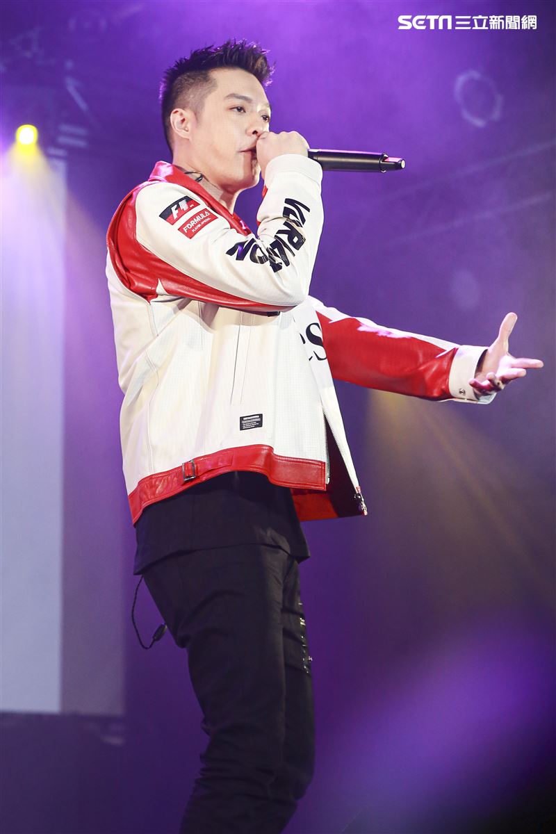 周湯豪台北簽唱會。（圖／記者林士傑攝影）