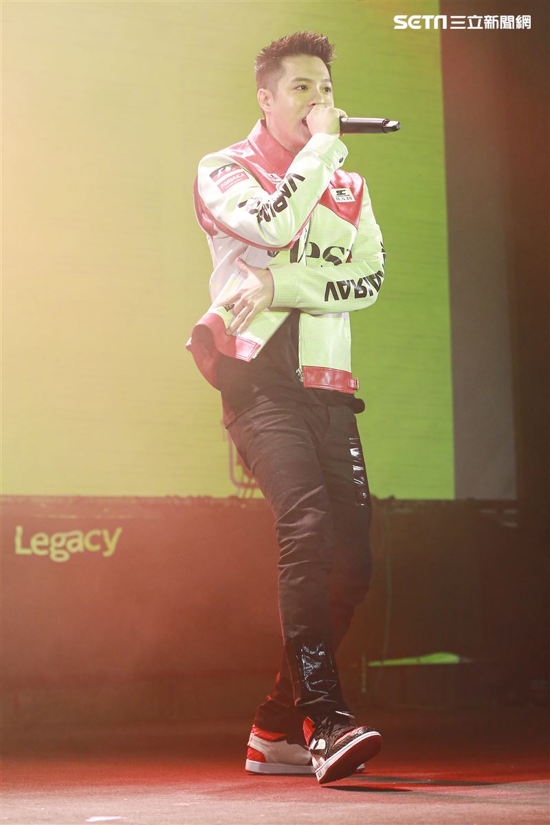 周湯豪台北簽唱會。（圖／記者林士傑攝影）