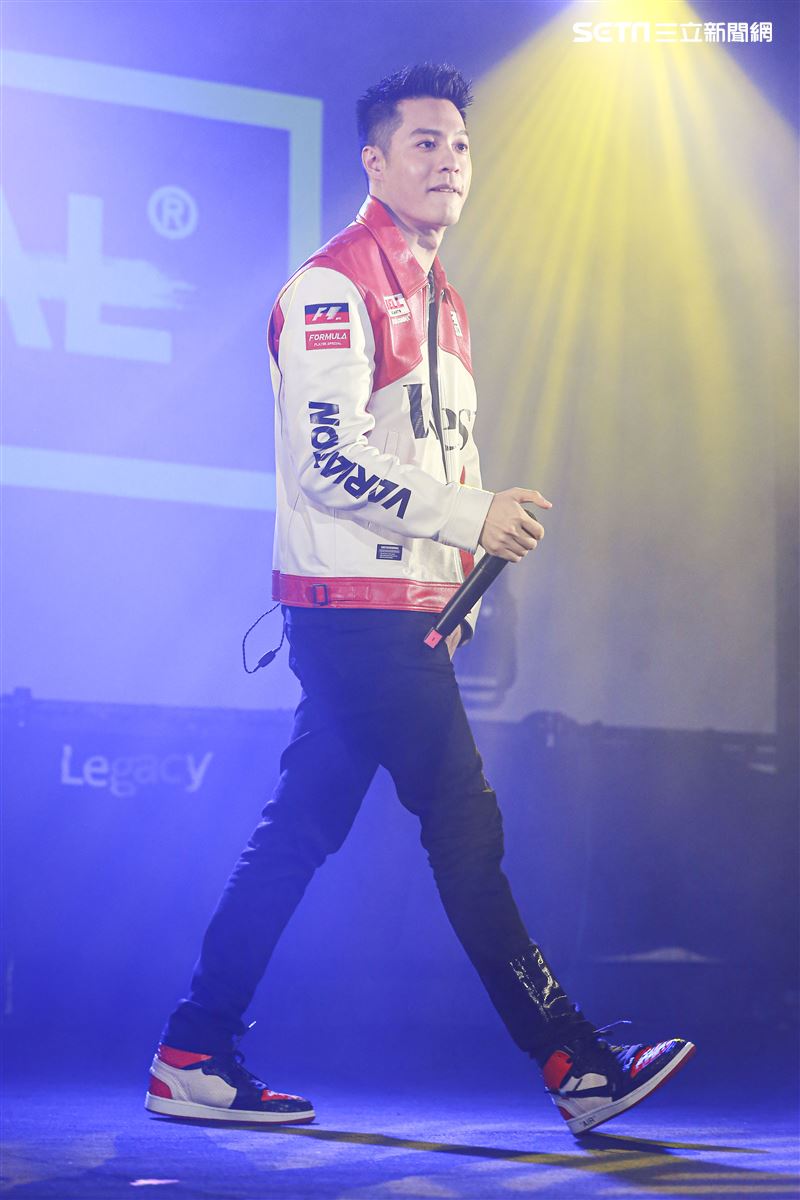 周湯豪台北簽唱會。（圖／記者林士傑攝影）