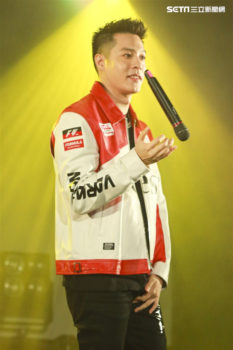 周湯豪台北簽唱會。（圖／記者林士傑攝影）