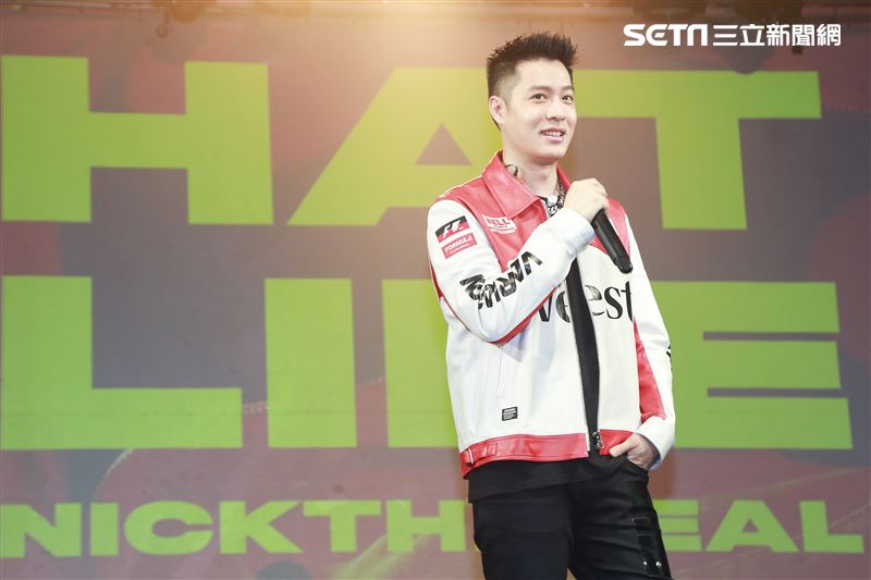 周湯豪台北簽唱會。（圖／記者林士傑攝影）